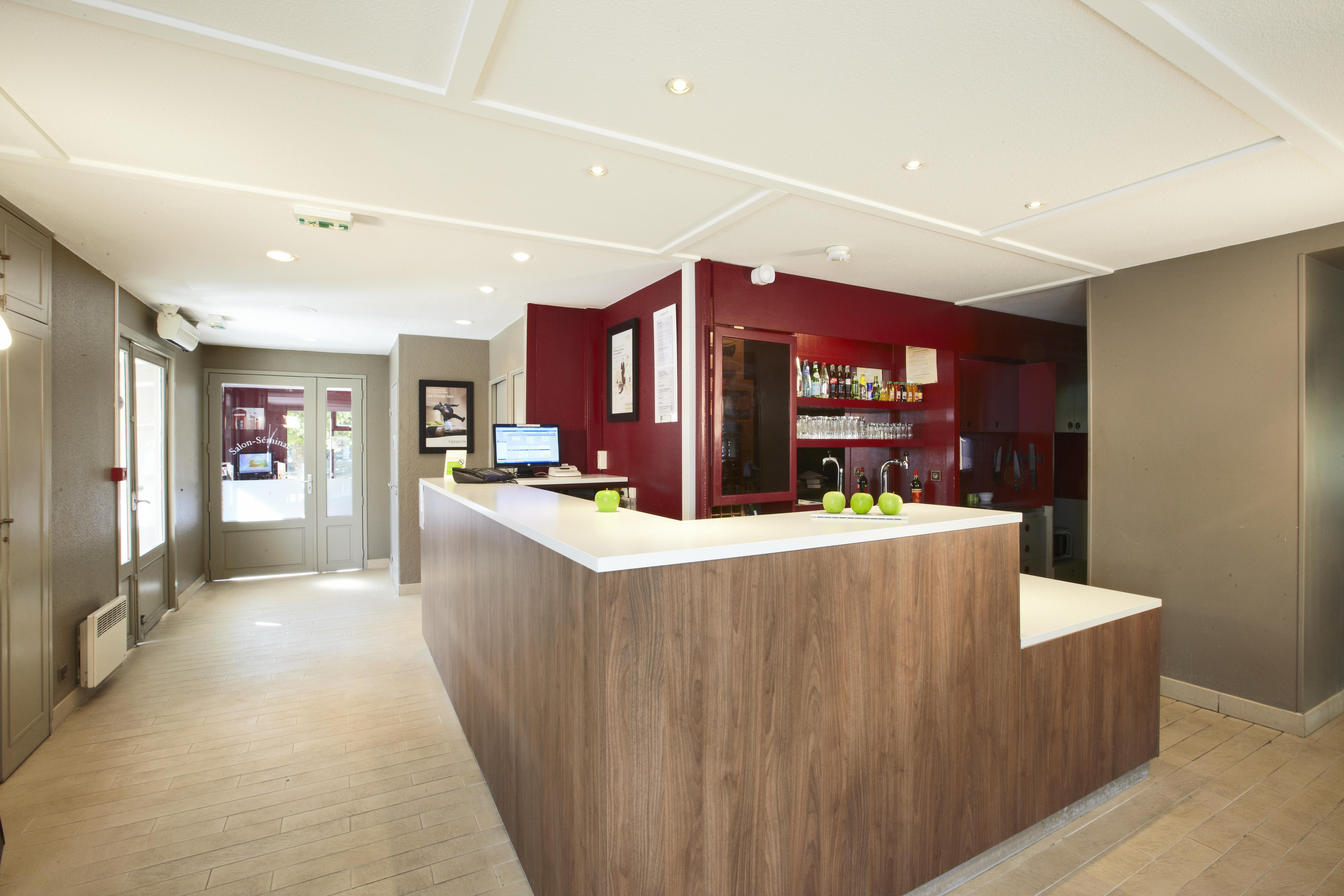 Campanile Hotel Plaisir